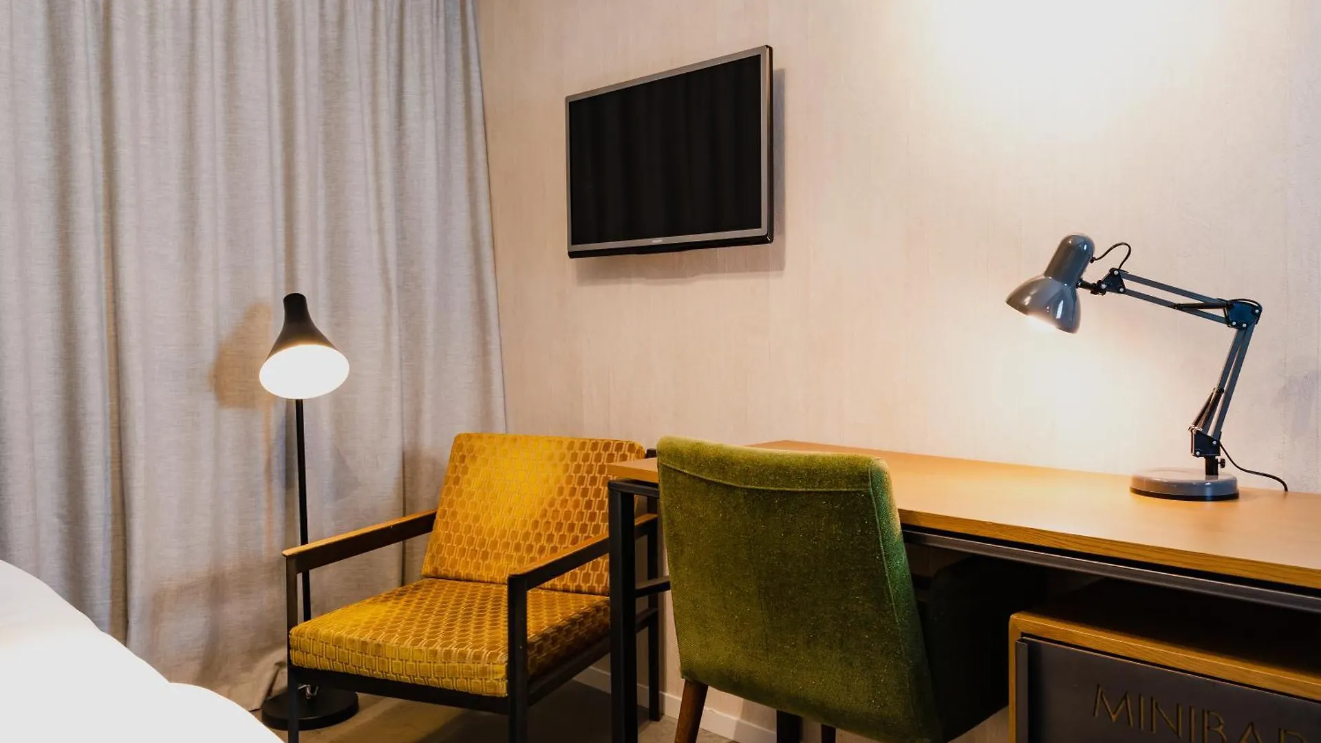 Hotel De Hallen Амстердам